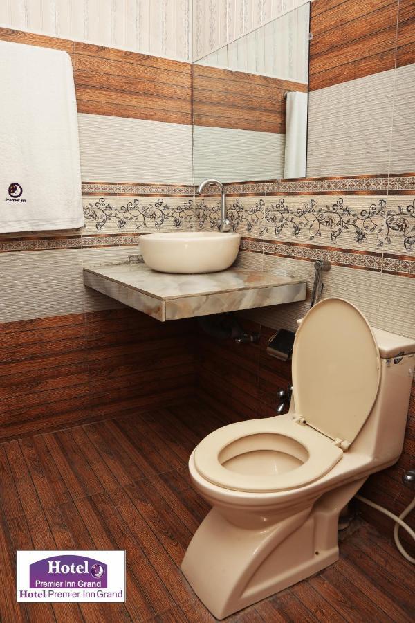 Premier Inn Johar Town Lahore Exterior photo